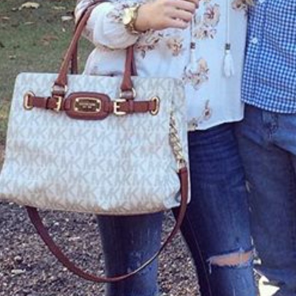 Sold MK purse - Picture 1 of 5